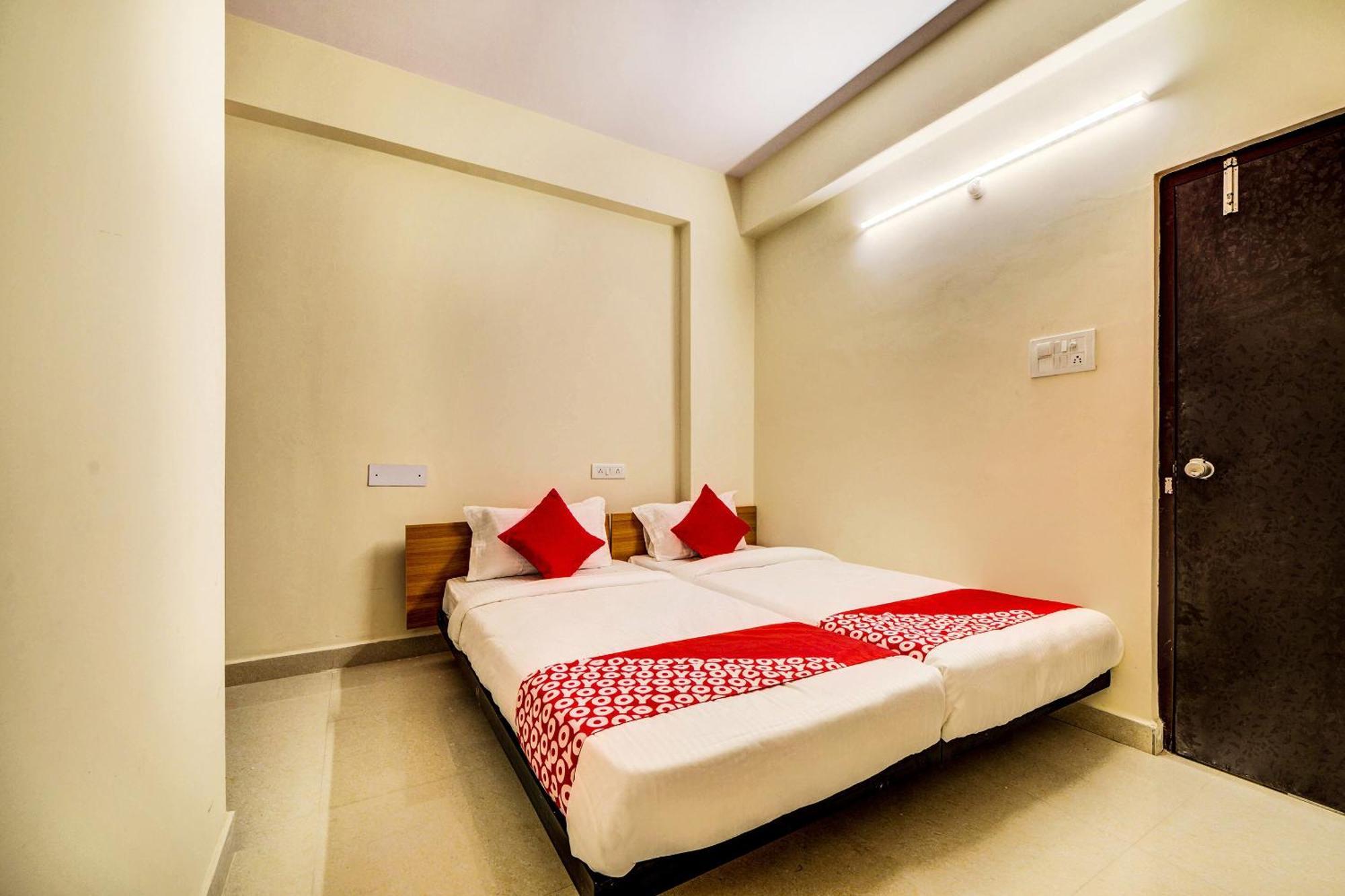 Hotel O Jv Colony Near Kfc Gachibowli Kondapur  Exterior photo